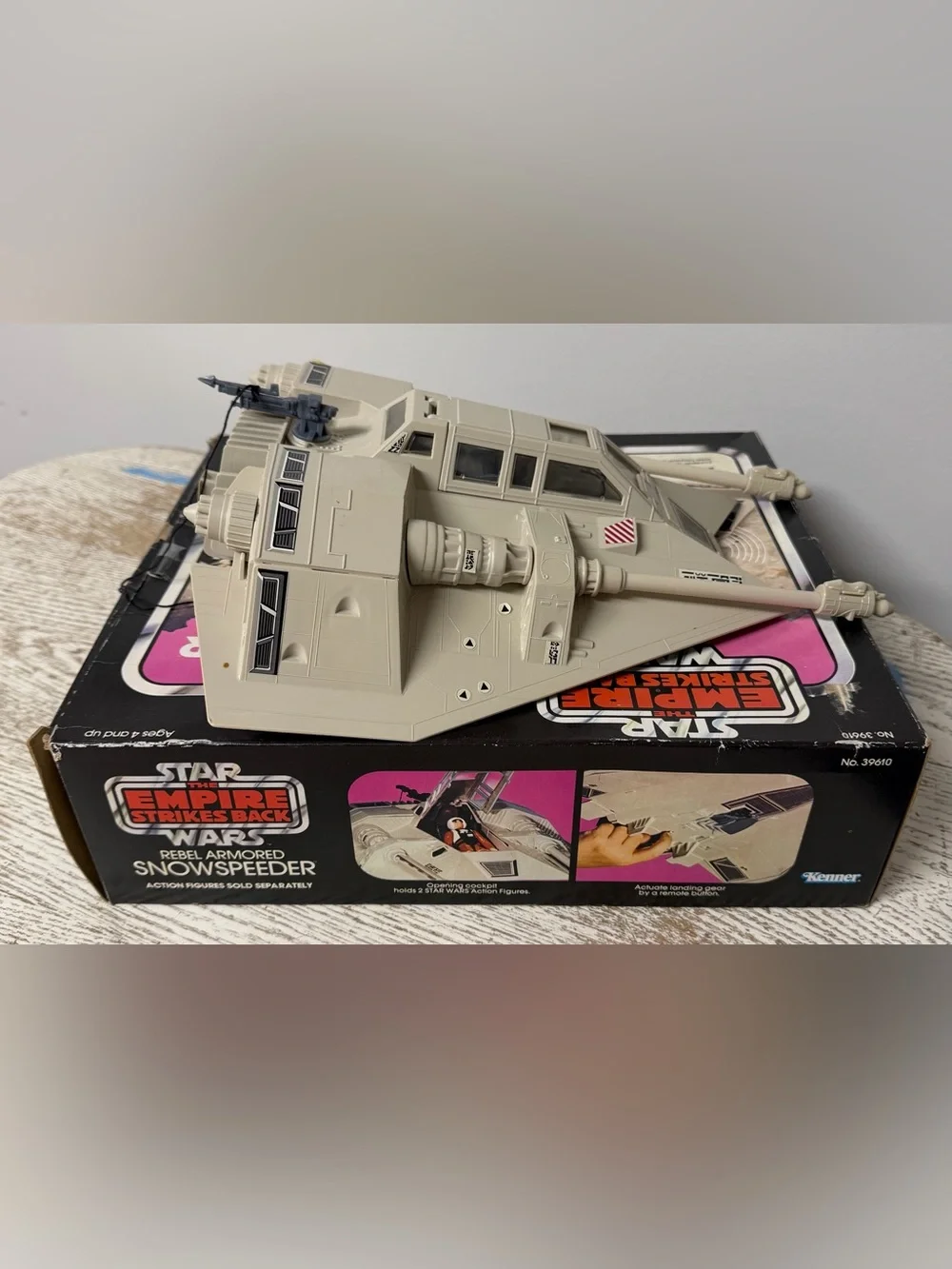 1980’s Kenner Star Wars ESB Rebel Armored Snowspeeder